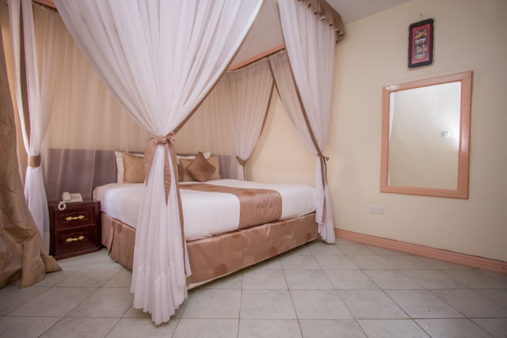 Emboita Hotel Nakuru Exteriér fotografie