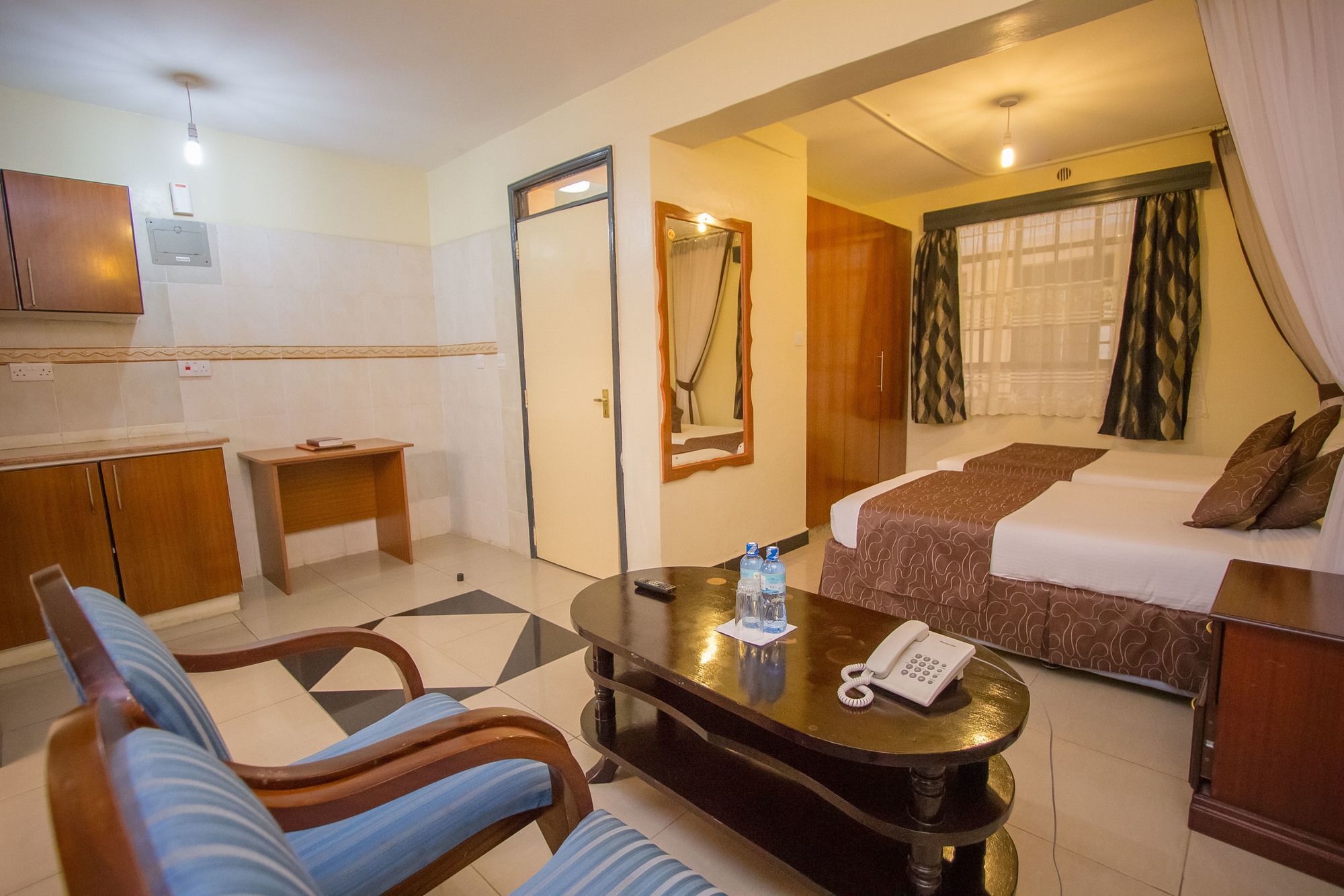 Emboita Hotel Nakuru Exteriér fotografie