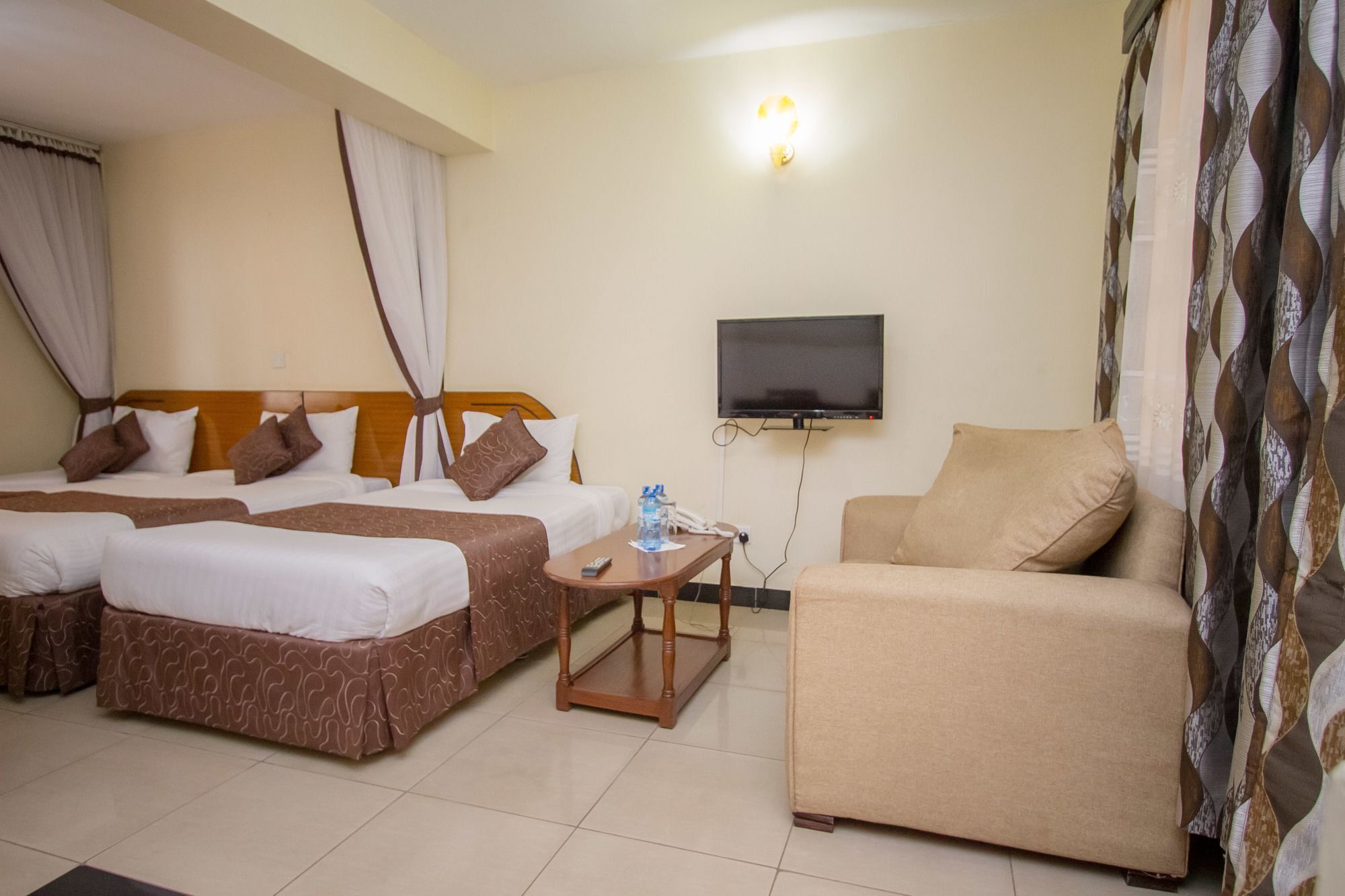 Emboita Hotel Nakuru Exteriér fotografie