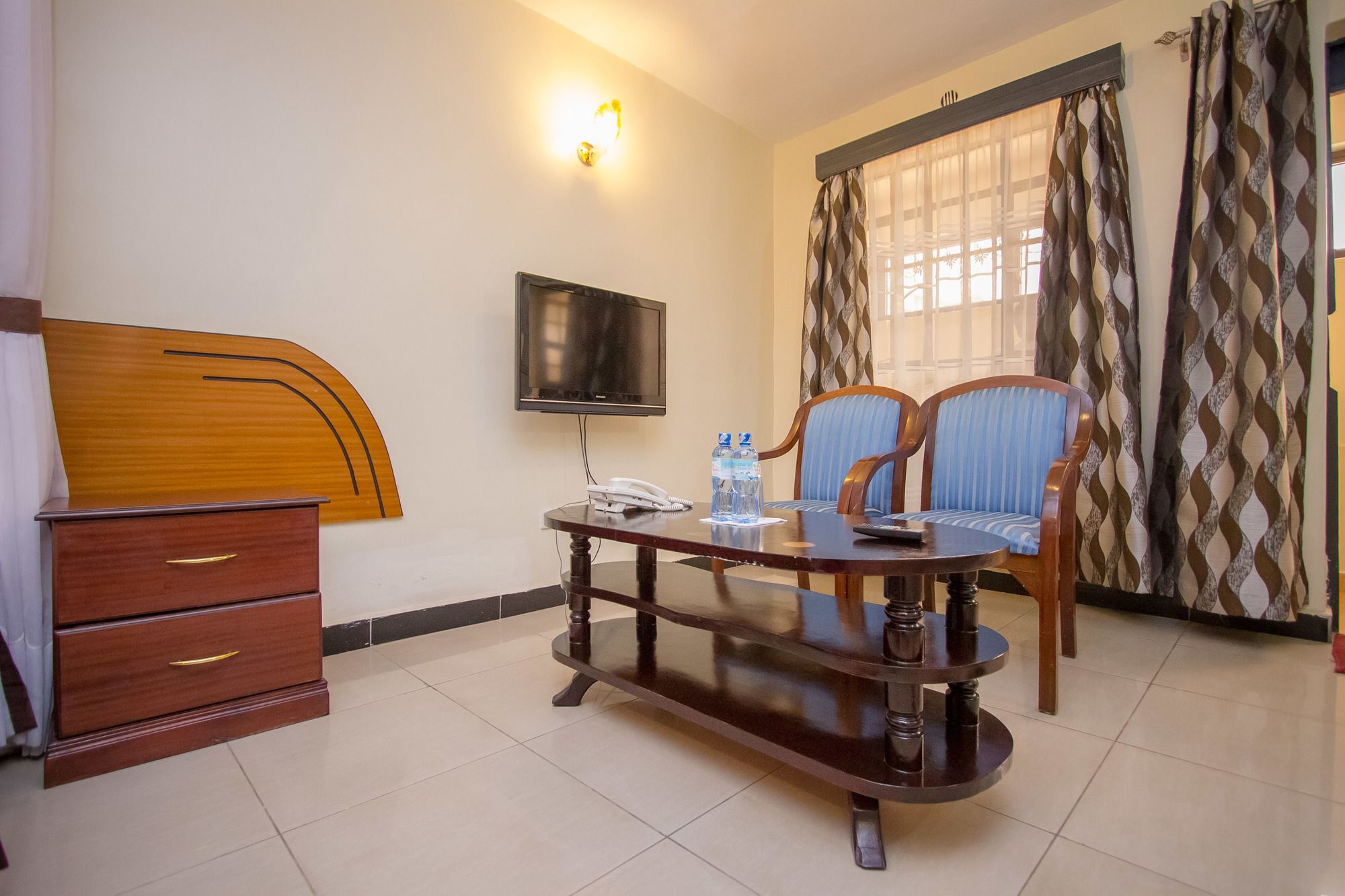 Emboita Hotel Nakuru Exteriér fotografie