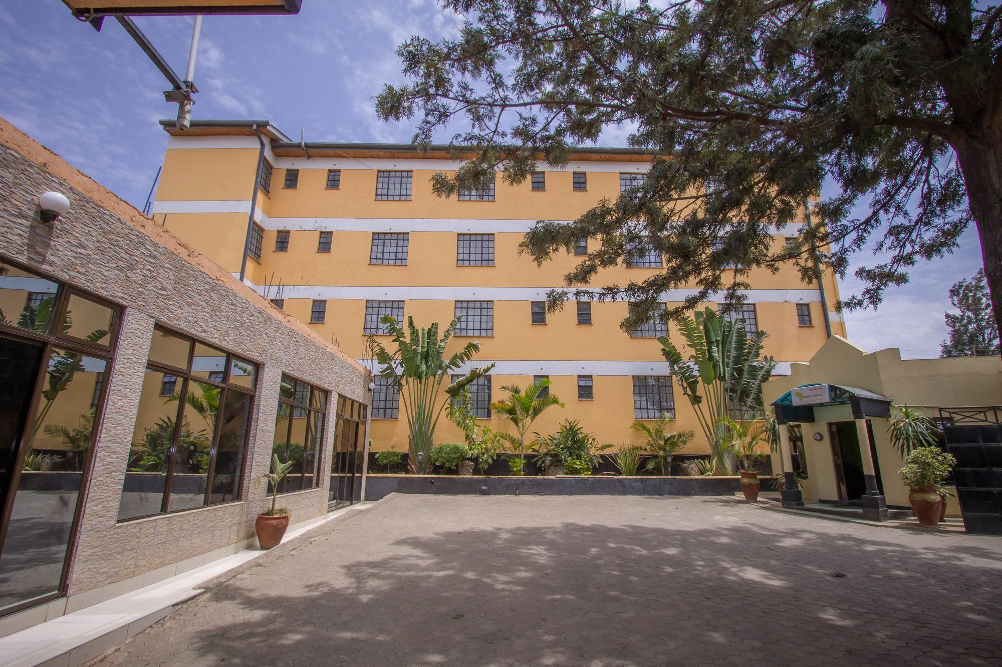 Emboita Hotel Nakuru Exteriér fotografie